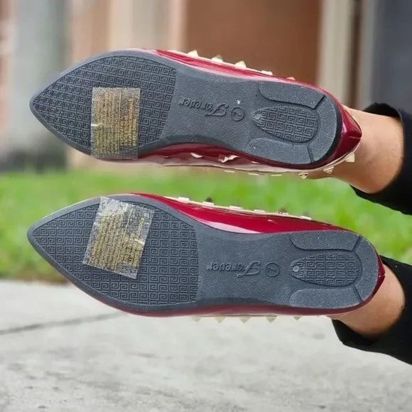 Womens Studded Flat Closed Pointed Toe Sandal Burgundy Color - Picture 4 of 4